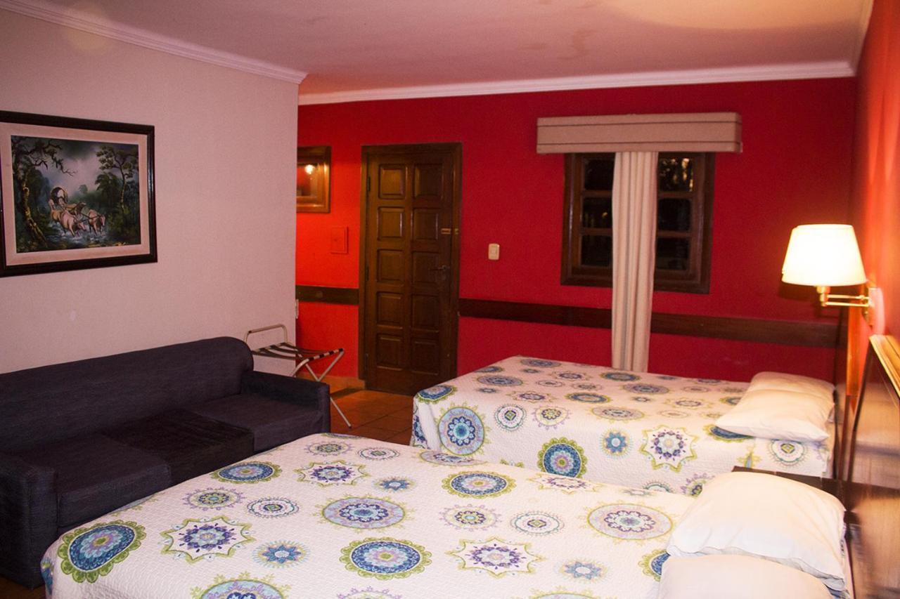 El Pantanal Hotel & Resort Puerto Quijarro  Zewnętrze zdjęcie