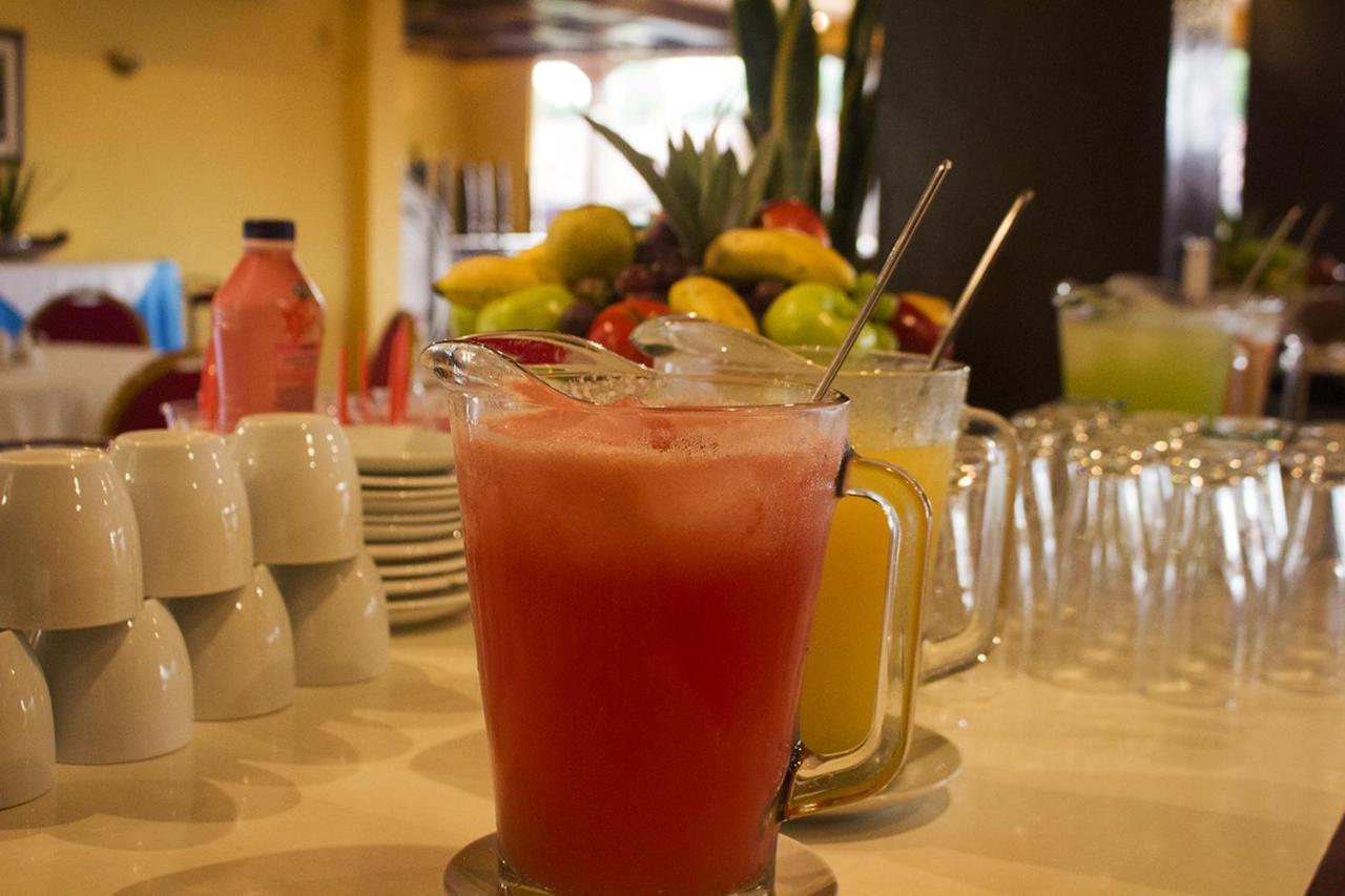 El Pantanal Hotel & Resort Puerto Quijarro  Zewnętrze zdjęcie
